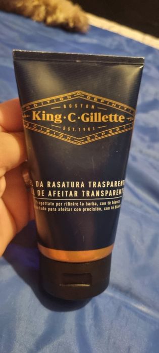 Gels d barbear gillete labs e king c