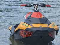 Sea-doo Spark Tricks 3 up 3osobowy