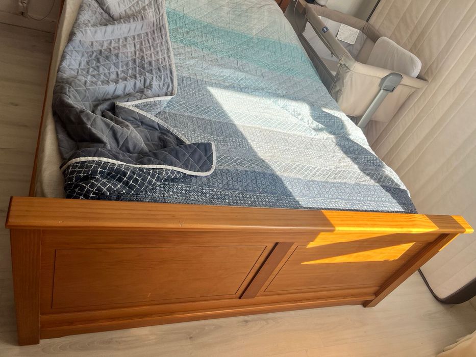 Cama de casal com colchao