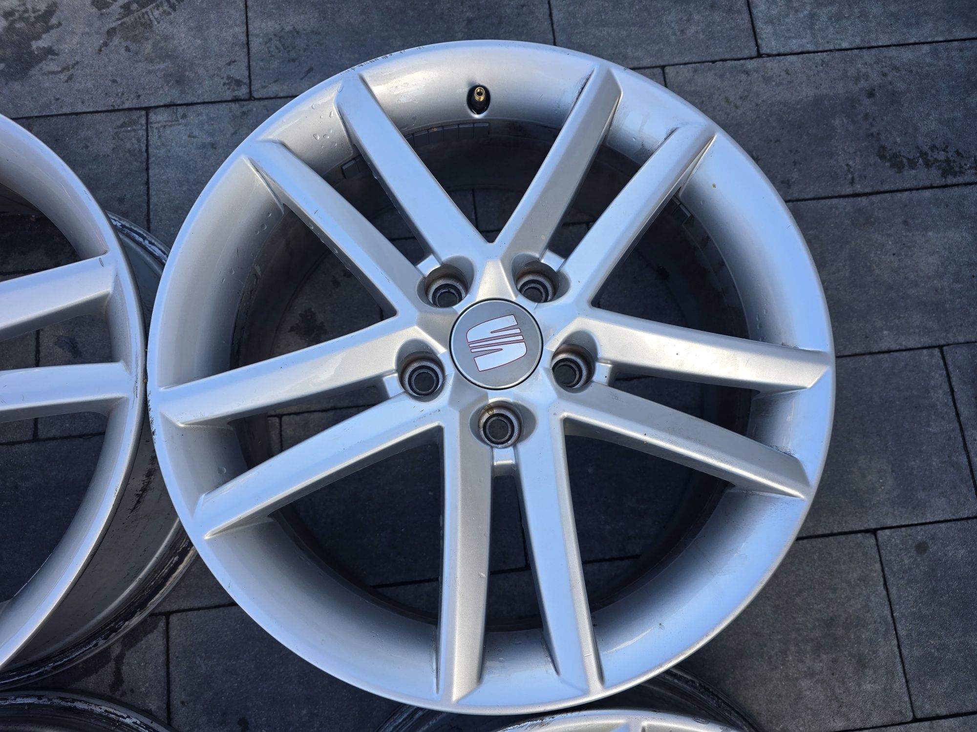 Alufelgi 17' seat Leon, altea