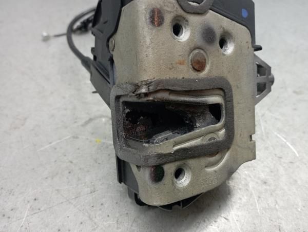 Fechadura / fecho porta frente direito FORD Fiesta VII (HJ, HF)