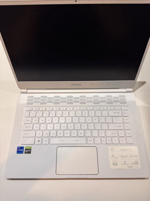 Laptop MSI Stealth 15M