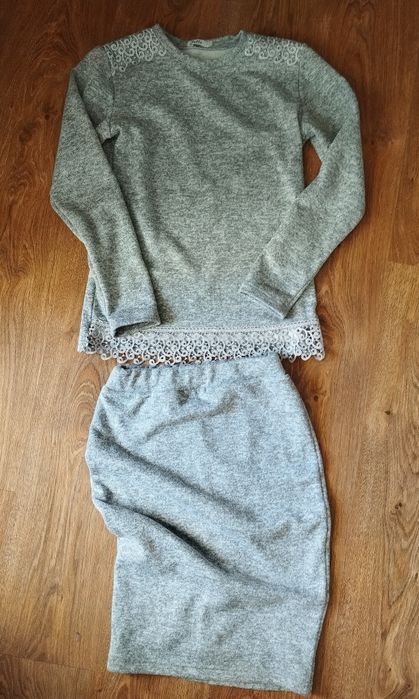 Костюм. Кофта та спідниця