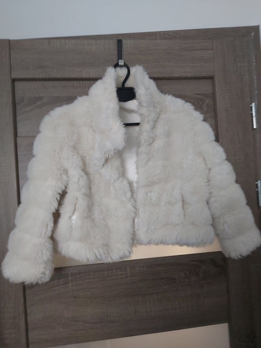 Futerko, bolerko ślubne na sylwestra