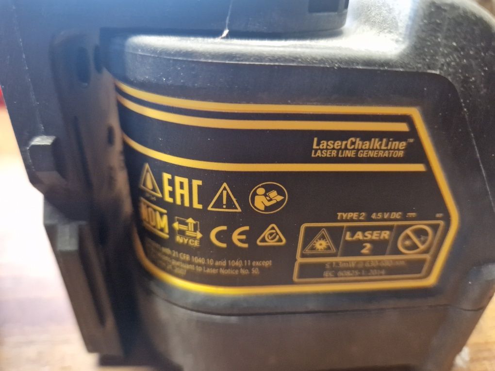 Laser Dewalt DW088