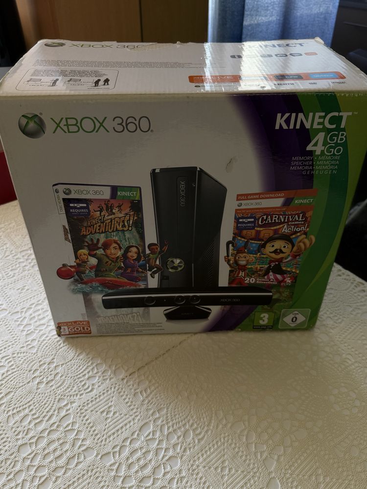 XBOX 360 4Gb com Kinect