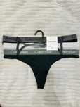 Stringi majtki damskie 3 pak Calvin Klein rozmiar M