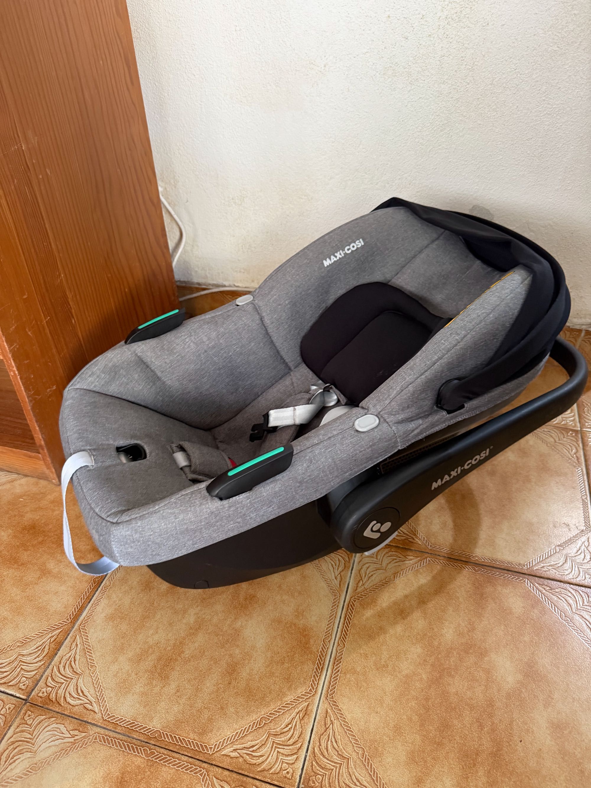 Carrinho + Alcofa Bebé Maxi-Cosi