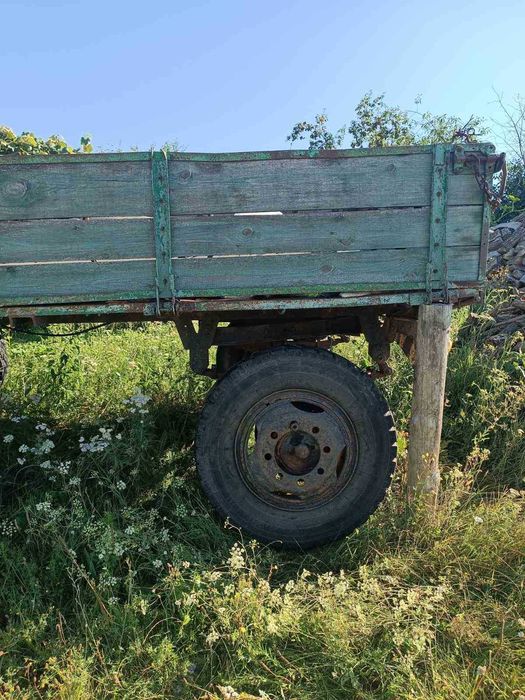 Продам тракторний причіп 2ПТС-3. ПБ-5,5 в гарному стані!
