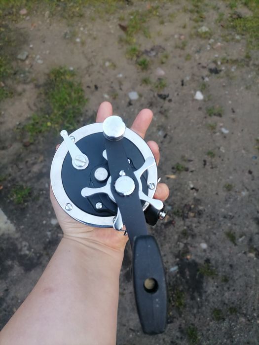 Kołowrotek Penn 330 Gti GRAPHITE