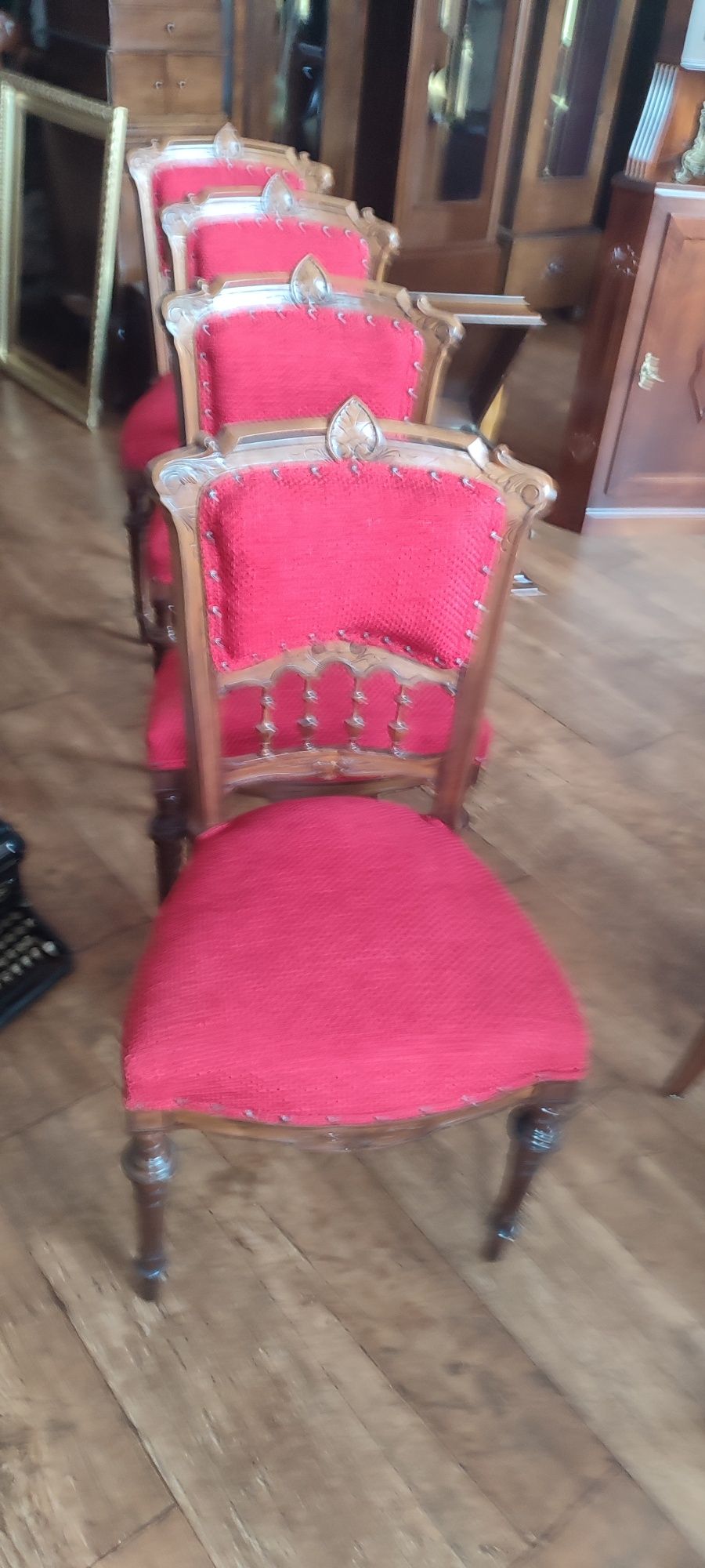 Krzesła po renowacji antyk