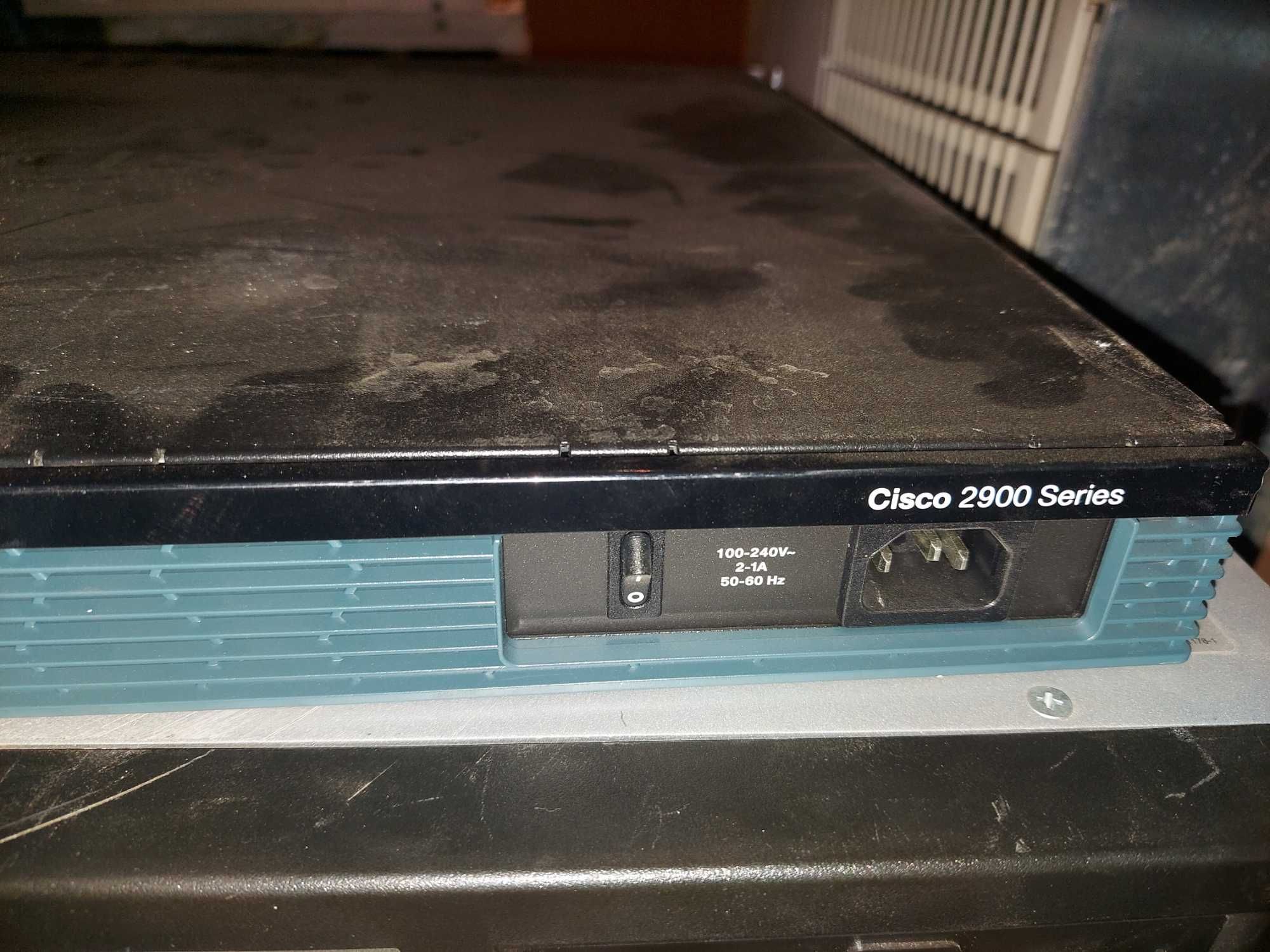 Router CISCO 2900 Series 2901