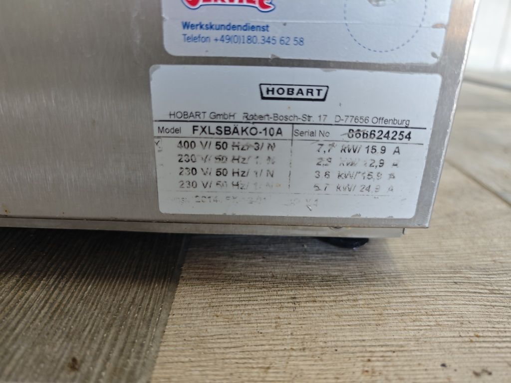Посудомийна машина професійна Hobart FXL 10 A