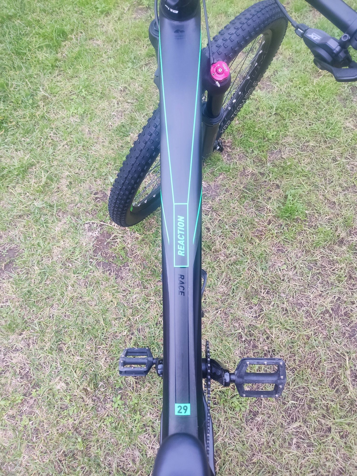 Bicicleta CUBE Carbono 29 L