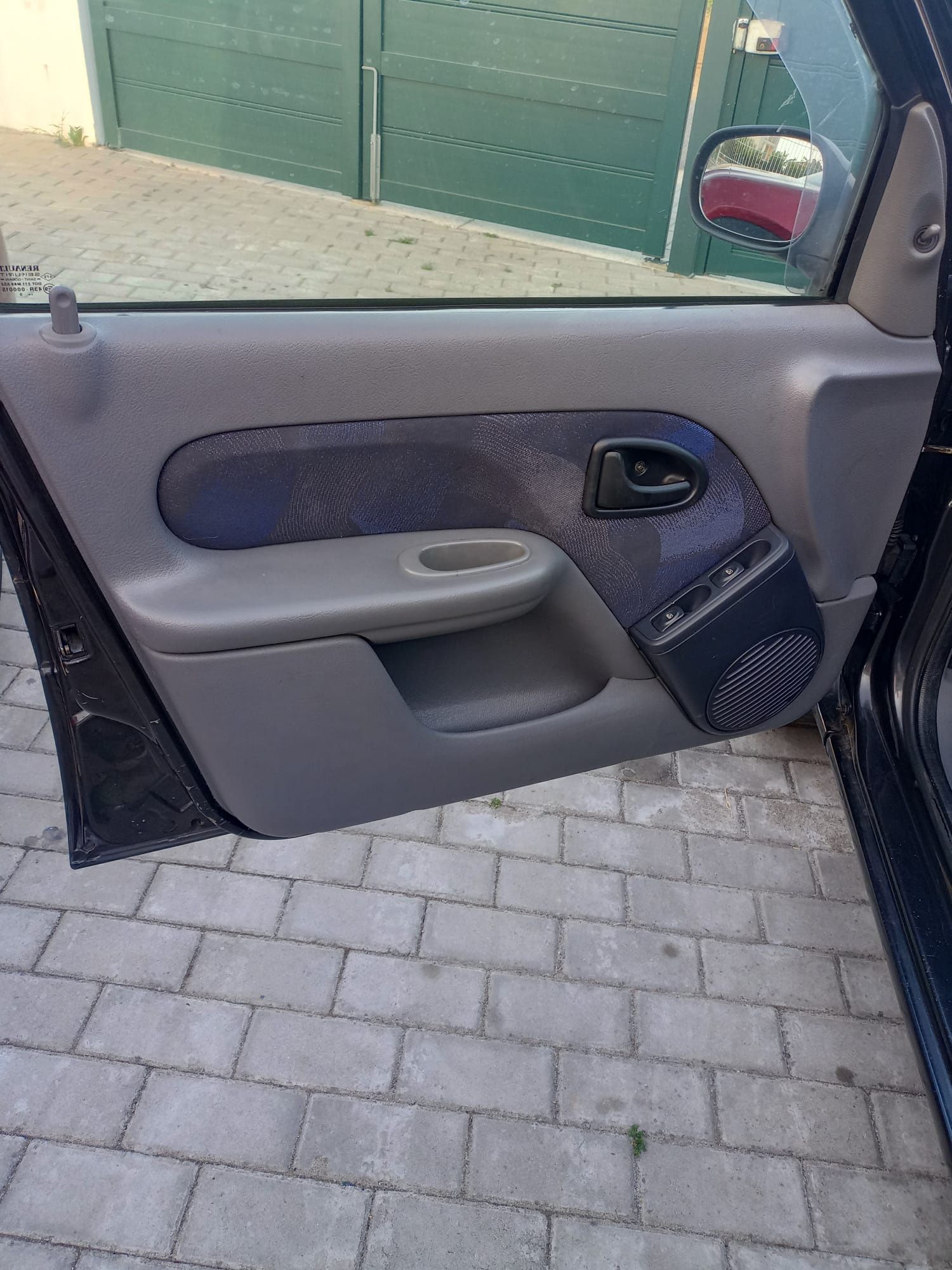 Vendo carro clio 1.2