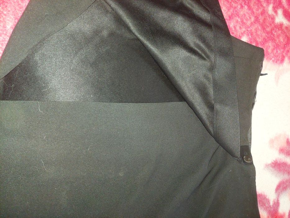 Жіночий одяг спідниця міні.