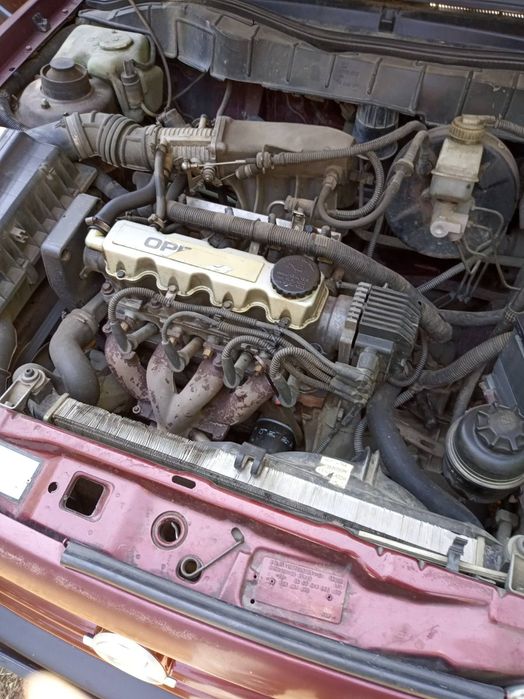 Продам Opel Astra f 1993 г.!1,6si)