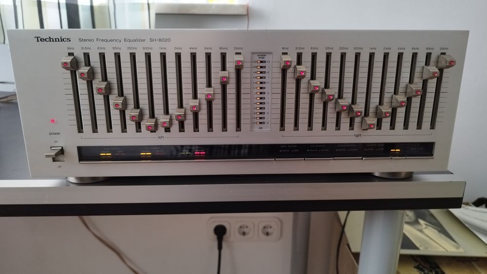 Equalizer Technics sh 8020