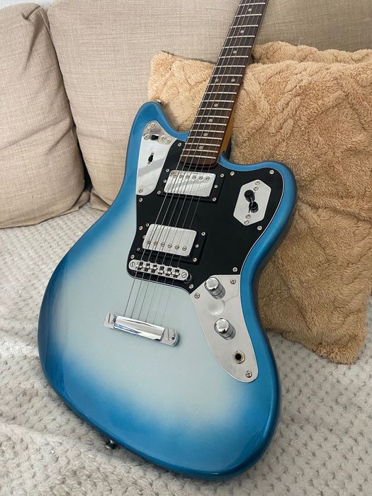 Guitarra Squier jaguar contemporany