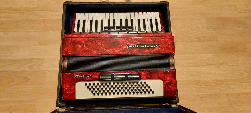 Akordeon NOWY Weltmeister 80