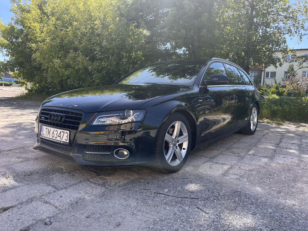 AUDI A4 B8 2.0 TDI quattro S-Line