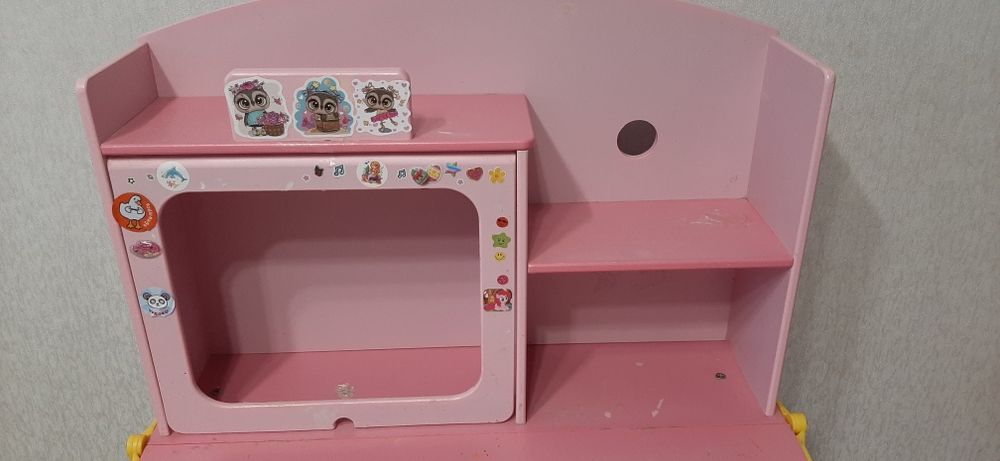 Стіл письмовий зі стільчиком