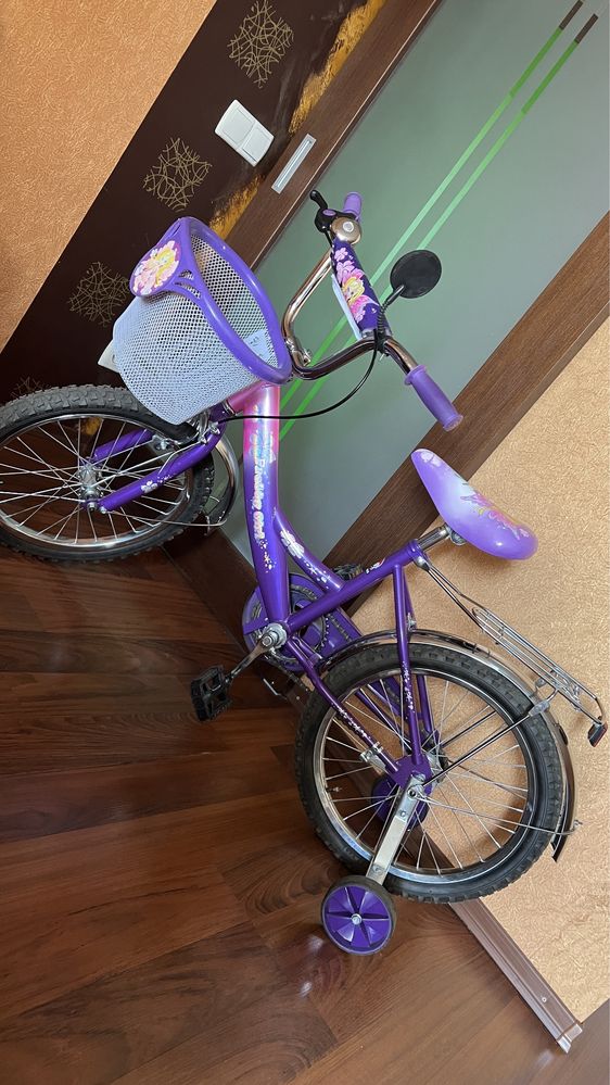 Детский велосипед в хор.состоянии, колеса 18 диаметром