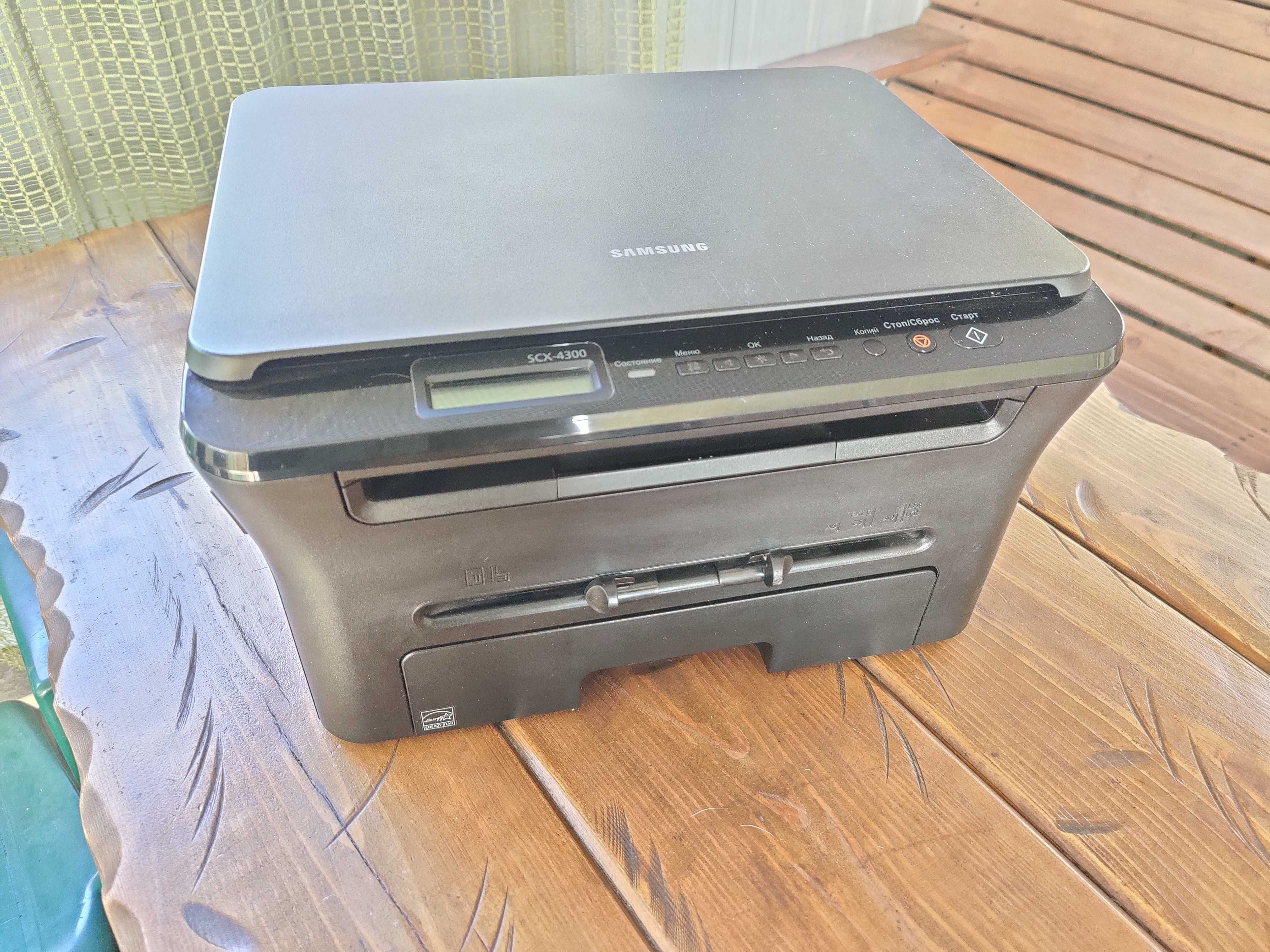Продам МФУ Samsung SCX-4300