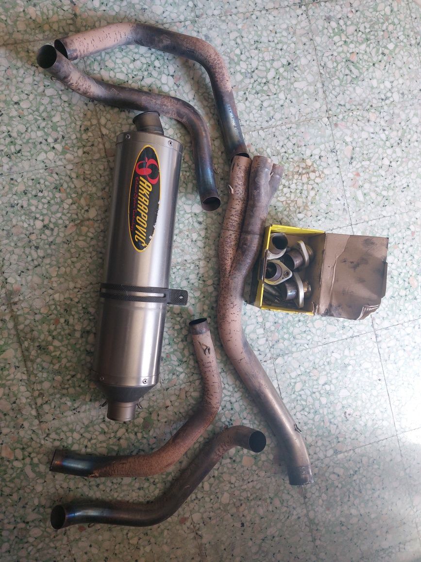 Honda Cbr1100xx blackbird akrapovic