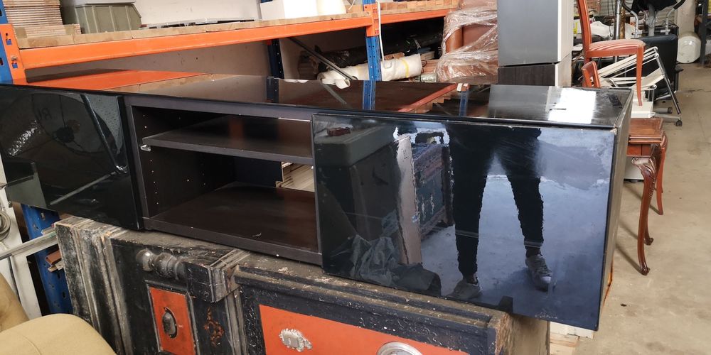 Móvel TV Preto c/portas