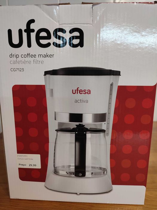 Cafeteira UFESA CG7123 NOVA