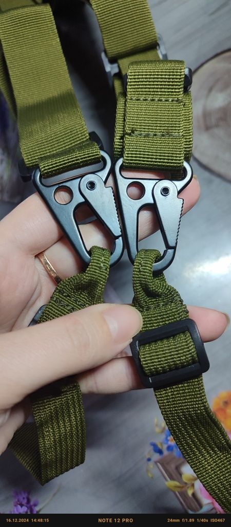 Продам ремень під АК з підсиленими карабінами,триточка