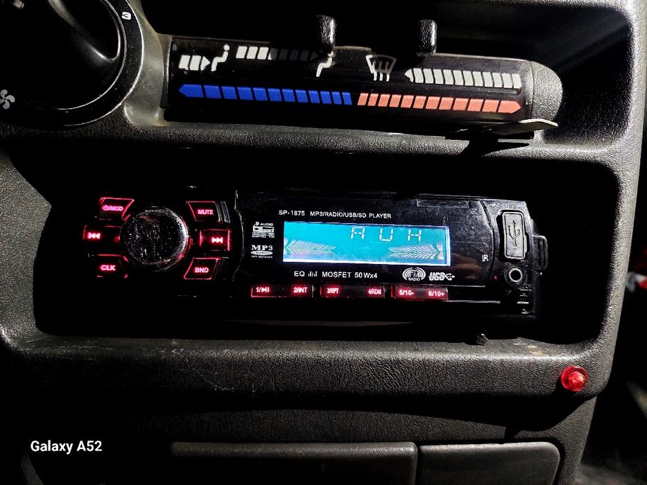 Продам авто магнитолу