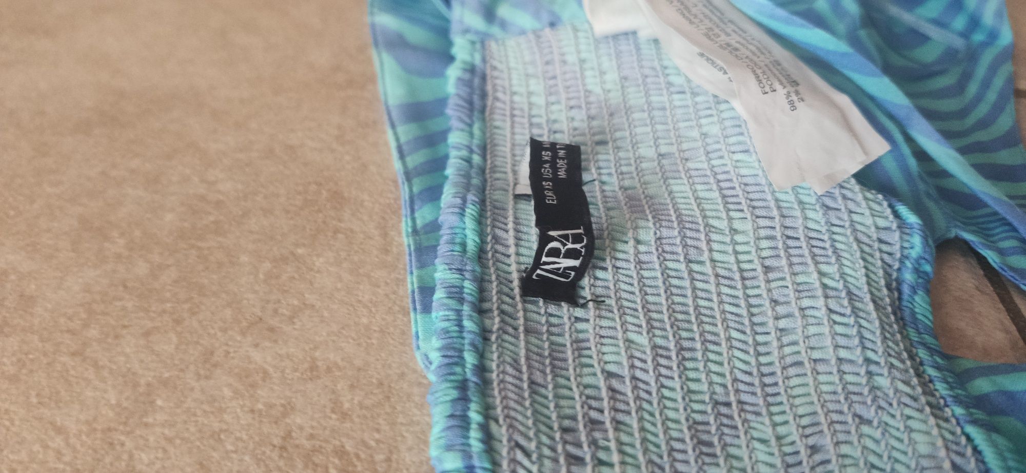 Top Zara Tamanho XS