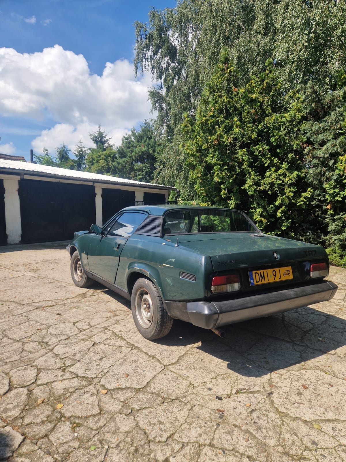 Samochód Triumph TR7