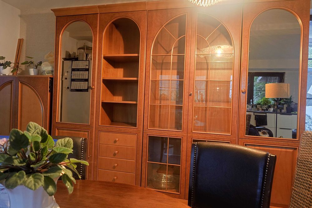 Segment z łukami SOLIDNY,  lustro, witryna, biblioteczka