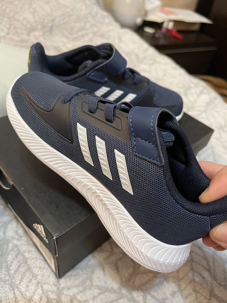 Кроссовки Adidas 27