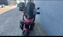 Honda  ADV  350  Top