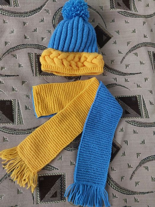 Патріотичний комплект для дівчинки (весна-осінь).