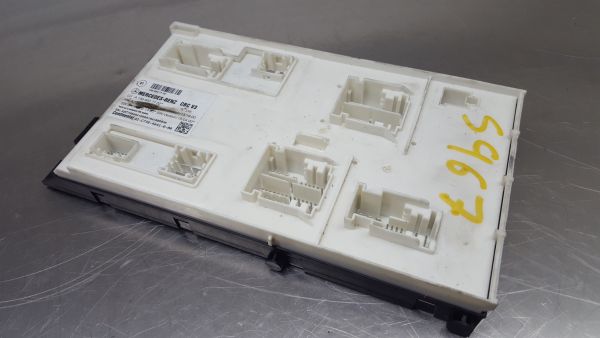 Módulo confort MERCEDES-BENZ Classe A (W176)