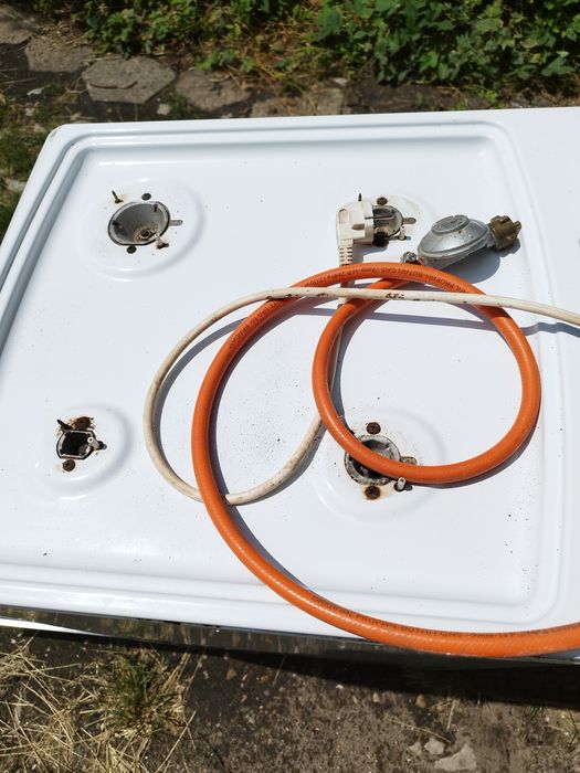 Kuchenka gazowa  z obiegiem