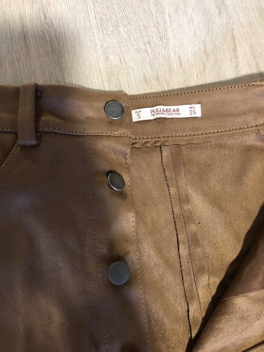 Коричнева замшева спідниця