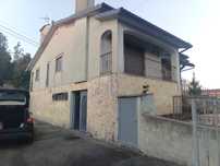 Vendo casa de rés do chão e primeiro andar. Em Alquerubim