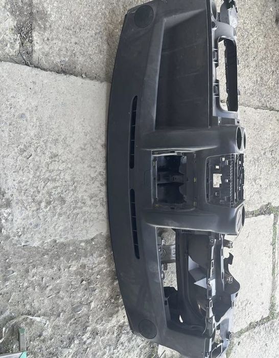 панель передня приборов Peugeot Partner Citroen Berlingo вантажівок