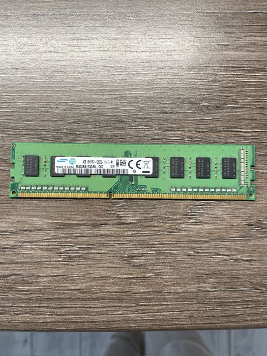DDR3 $Gb samsun 4gb 1rx8 pc3 12800u 11 13 a1