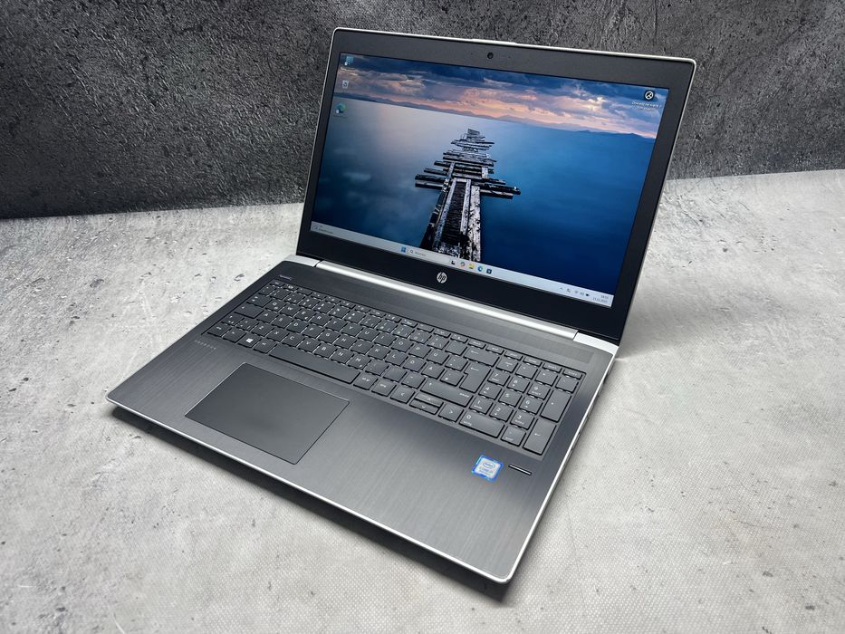 HP ProBook / i7 8550u 4.0 / 16GB DDR4 / 512SSD / 15.6 FHD / 930MX 2GB