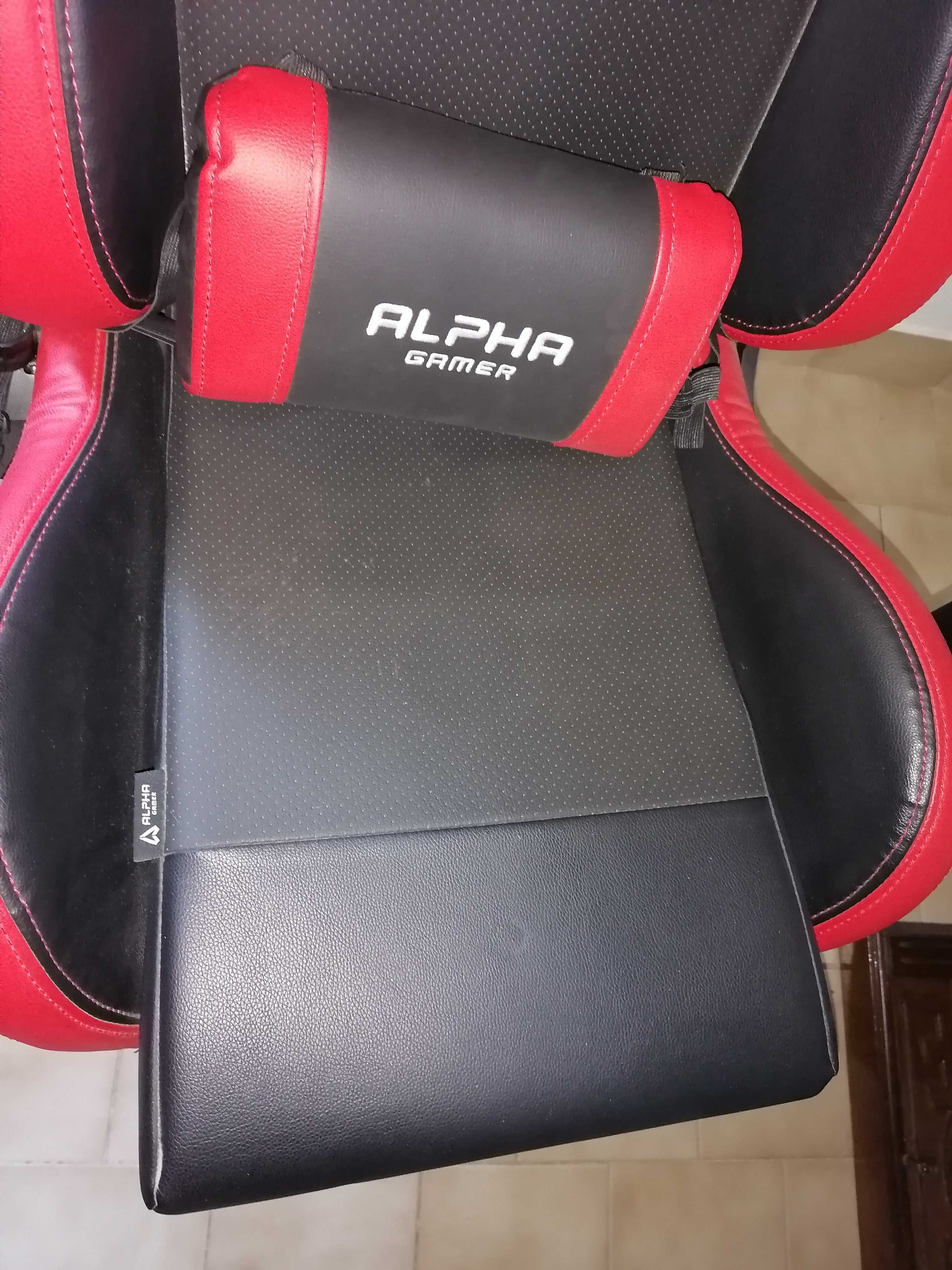 Cadeira alpha gamer  impecável