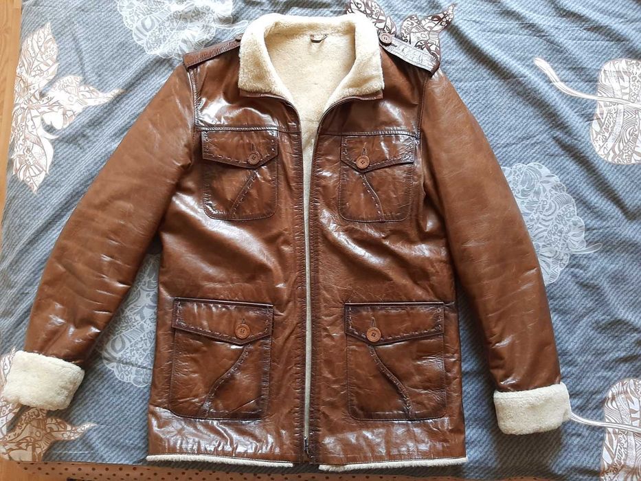 Чоловіча натуральна шкіряна зимова куртка.