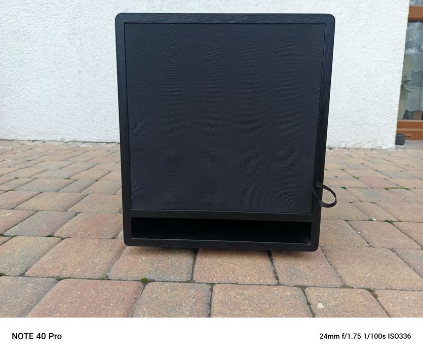 Subwoofer earthquake ff10