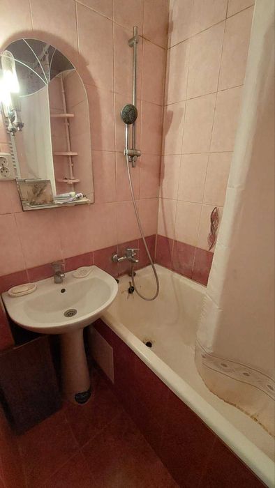 Продається 2-а квартира вул Героїв 128 бригади